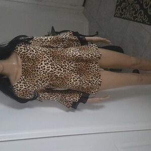 Leopard Bell Sleeve Top NWOT M